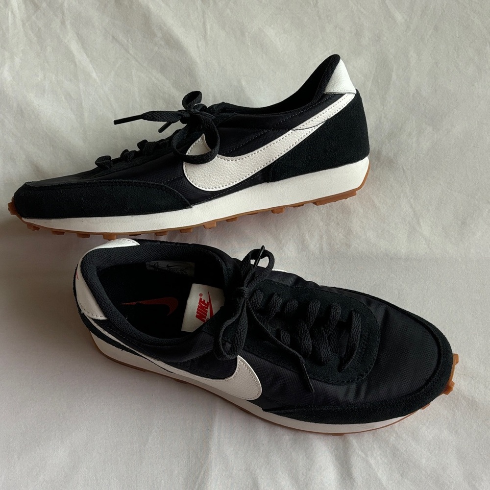Nike Classic Black and White Trainers